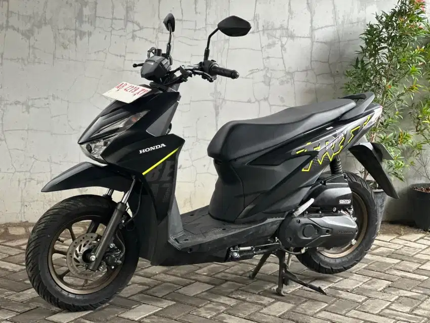 Honda beat 2024 km 2000 baru pake 2 bln