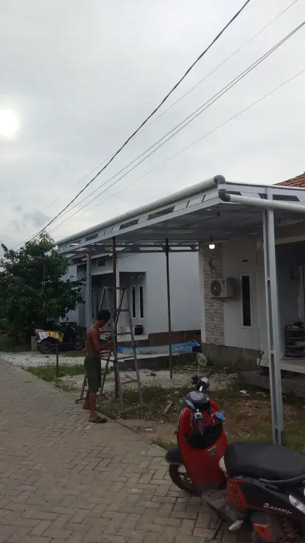 Kanopi teras dan pagar