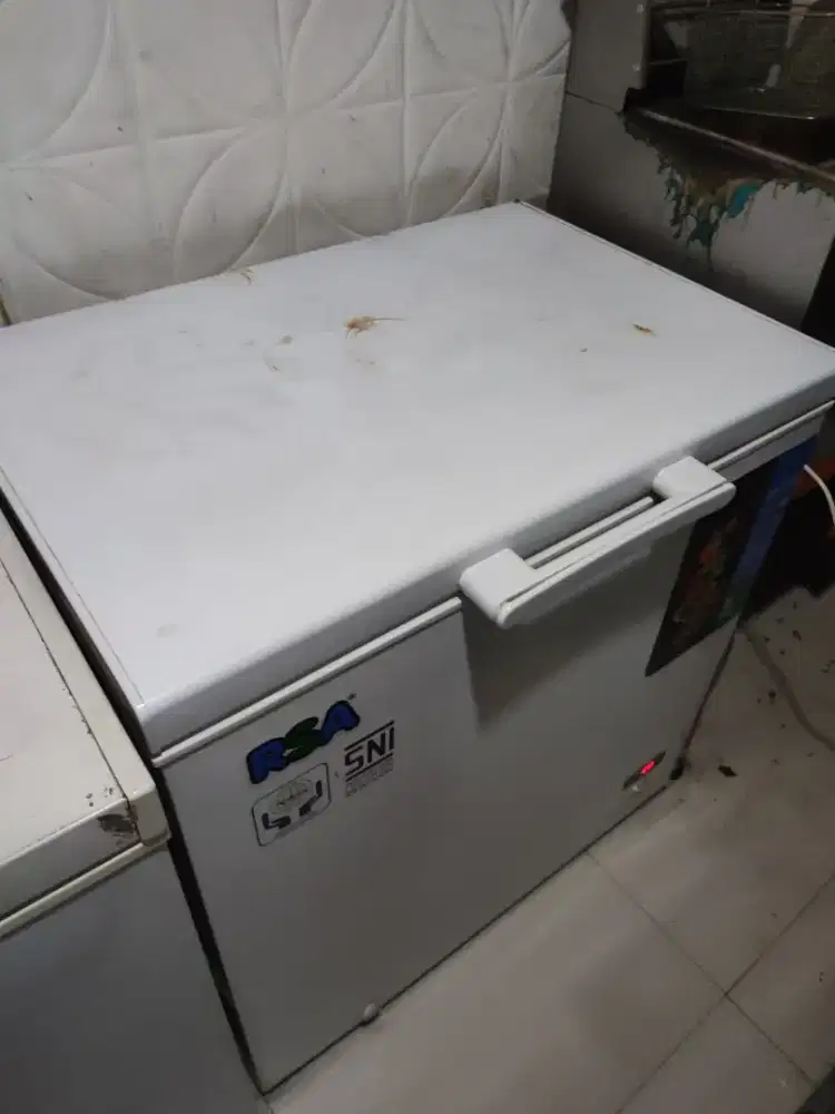 Chest Freezer RSA CF-210 (210 liter)