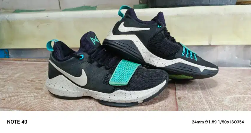 Nike pg ukuran 42