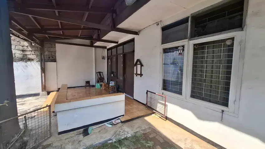 DIJUAL RUMAH HITUNG TANAH KAWASAN CIPUTAT RAYA PONDOK PINANG