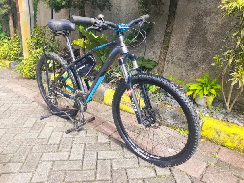 MTB / Sepeda Thrill Vanquish 3.0 ukuran 27.5