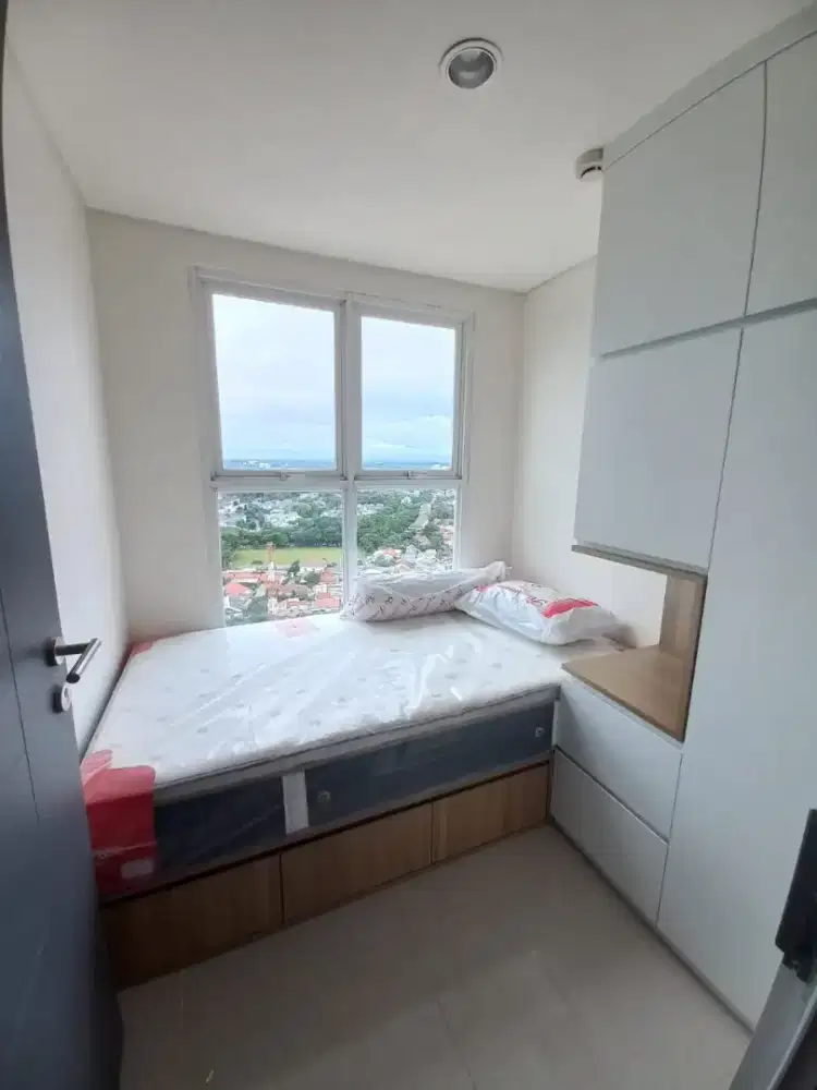 Tempat tidur , Dipan , Lemari baju , Kitchen set , Pagar , Kanopi