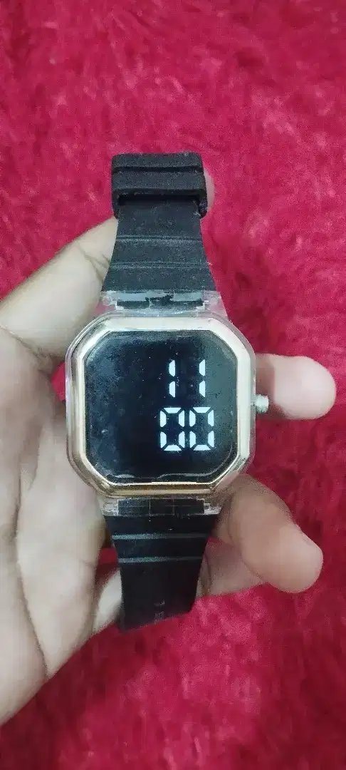 Jam cewek digital