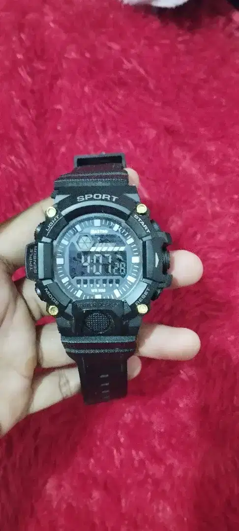 Jam cowok digital WR