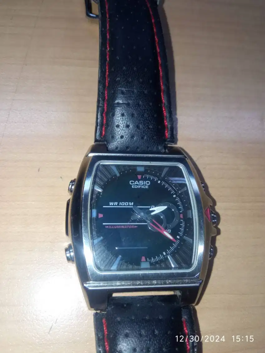 Casio Edifice EFA-120L Analog dan Digital