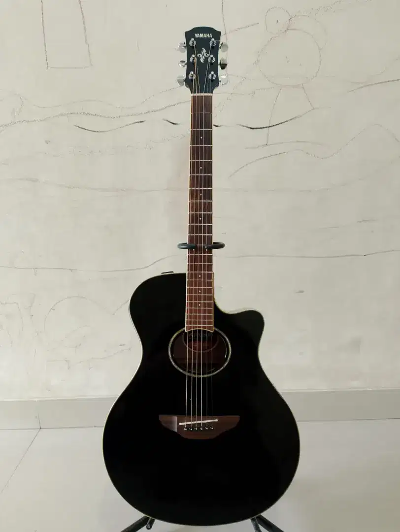 Gitar yamaha APX600 original