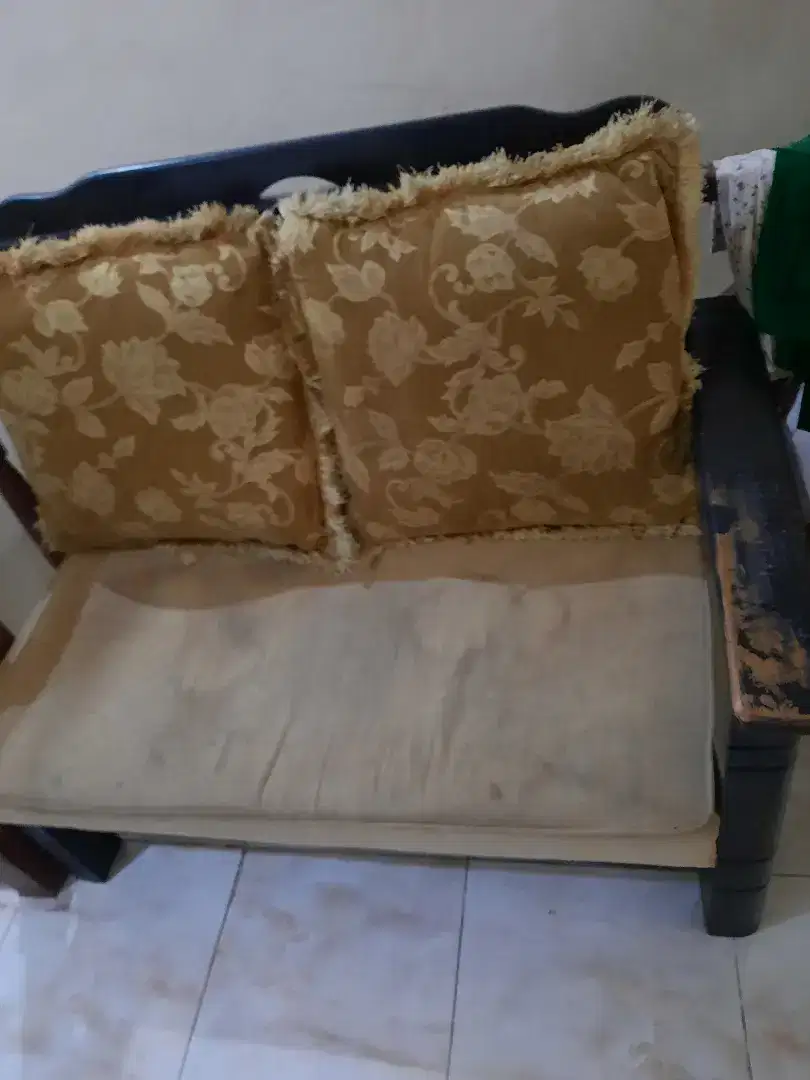 Sofa 1 set kondisi bekas