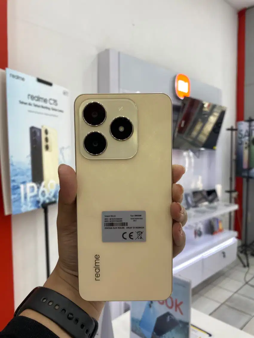 REALME C61 24gb