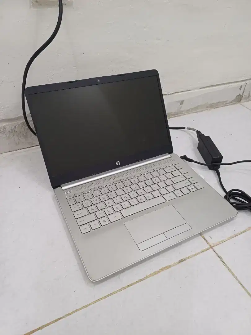 Laptop HP 14 ram 8gb ssd 256gb