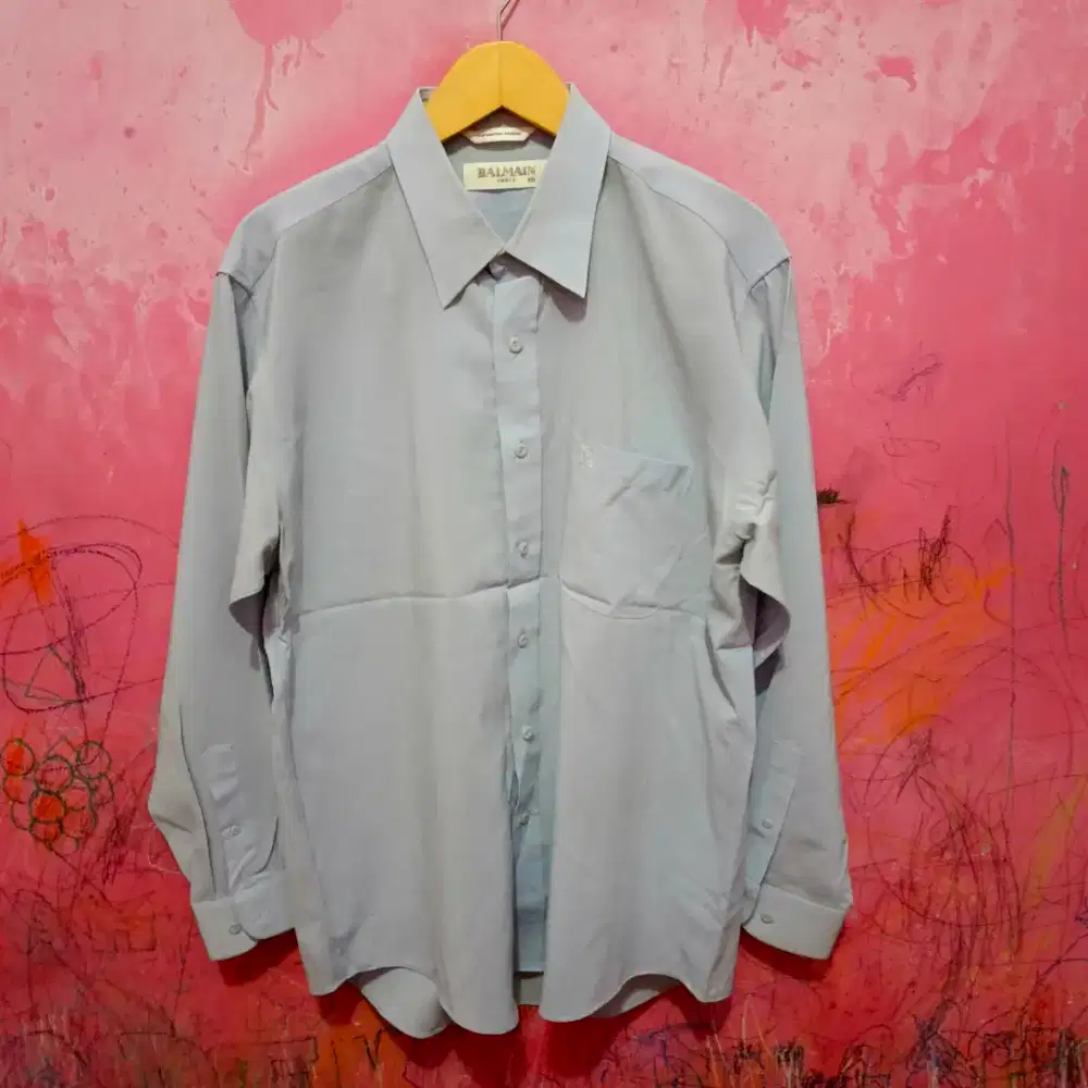 Bismillah, dijual kemeja Balmain Paris original