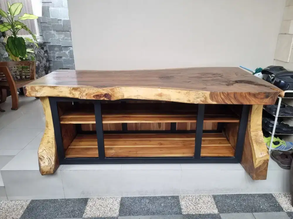 Meja resto caffe kayu etnic uniq tebal kuat cocok untuk hotel