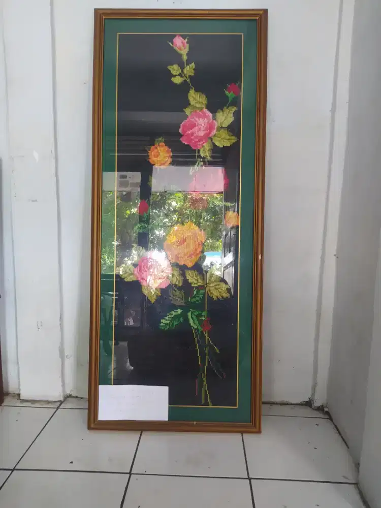 Hiasan dinding, kristik mawar sudah jadi