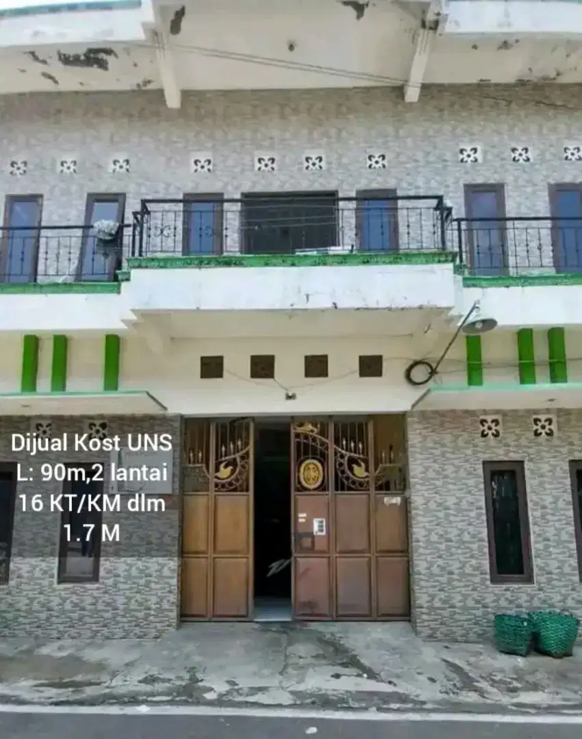 Dijual kost UNS L:90m, 2 Lt, 16 kamar