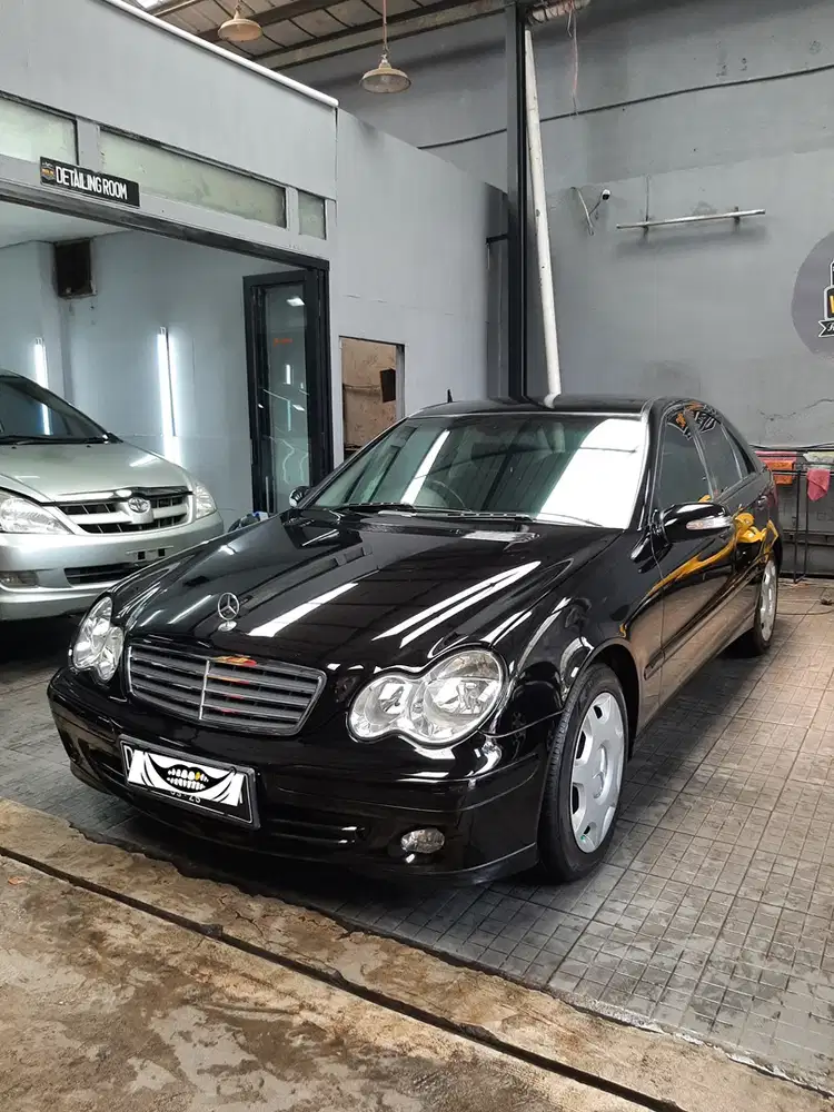 Mercedes-Benz C240 2005 Sport Facelift Low Odo