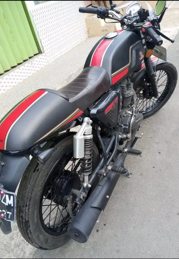 Benelli caferacer  152