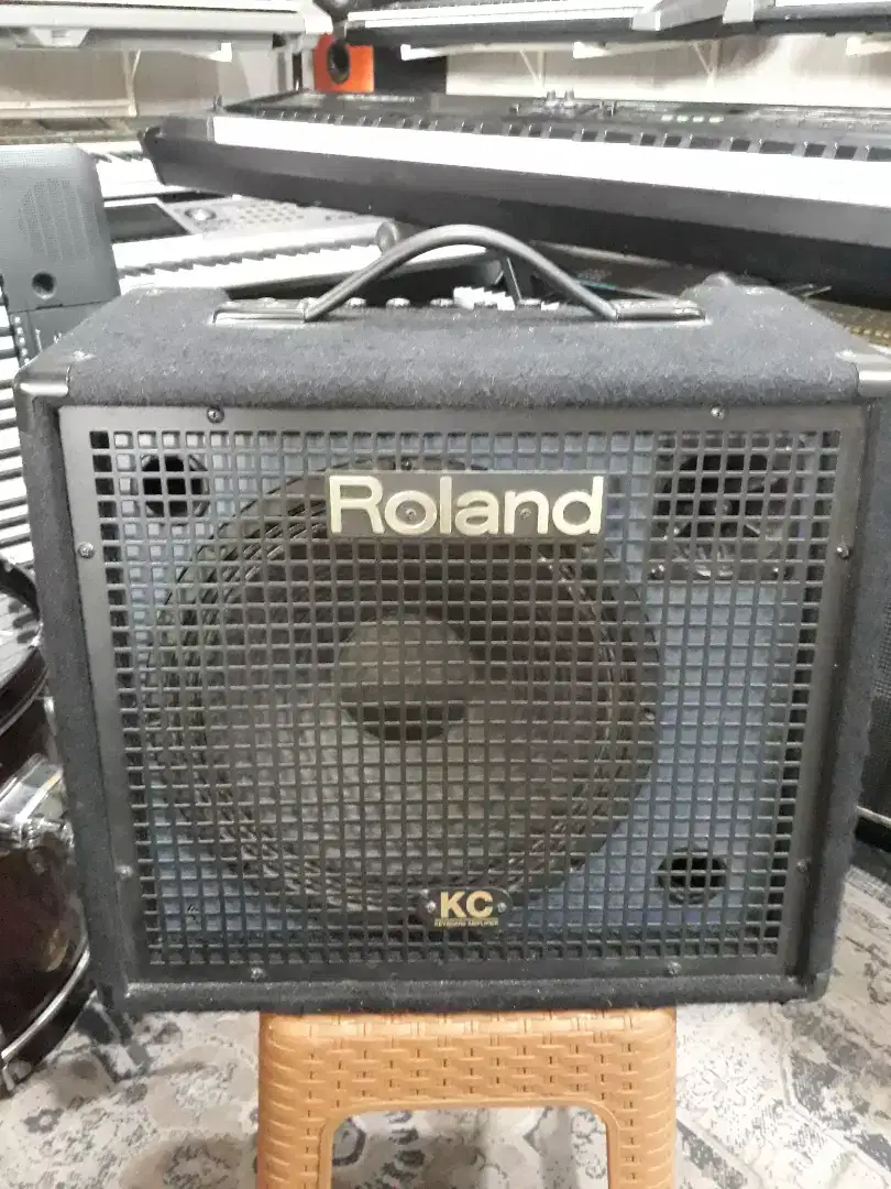 Ampli keyboard Roland KC150