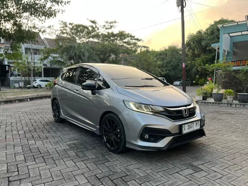 dijual honda jazz rs matic 2018 super istimewah