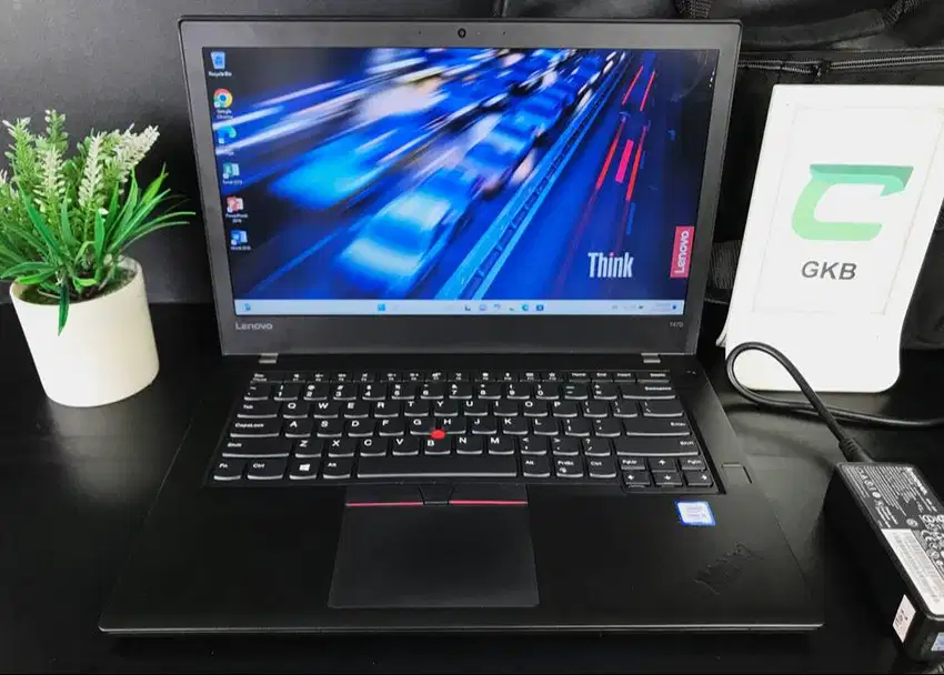 Laptop Lenovo Thinkpad Core i5 Ram 8gb Layar Jernih nyaman untuk desai