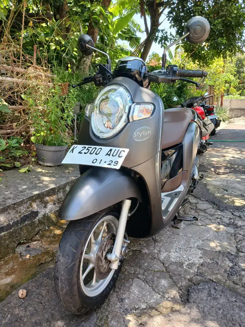 Honda Scoopy KM 10rb