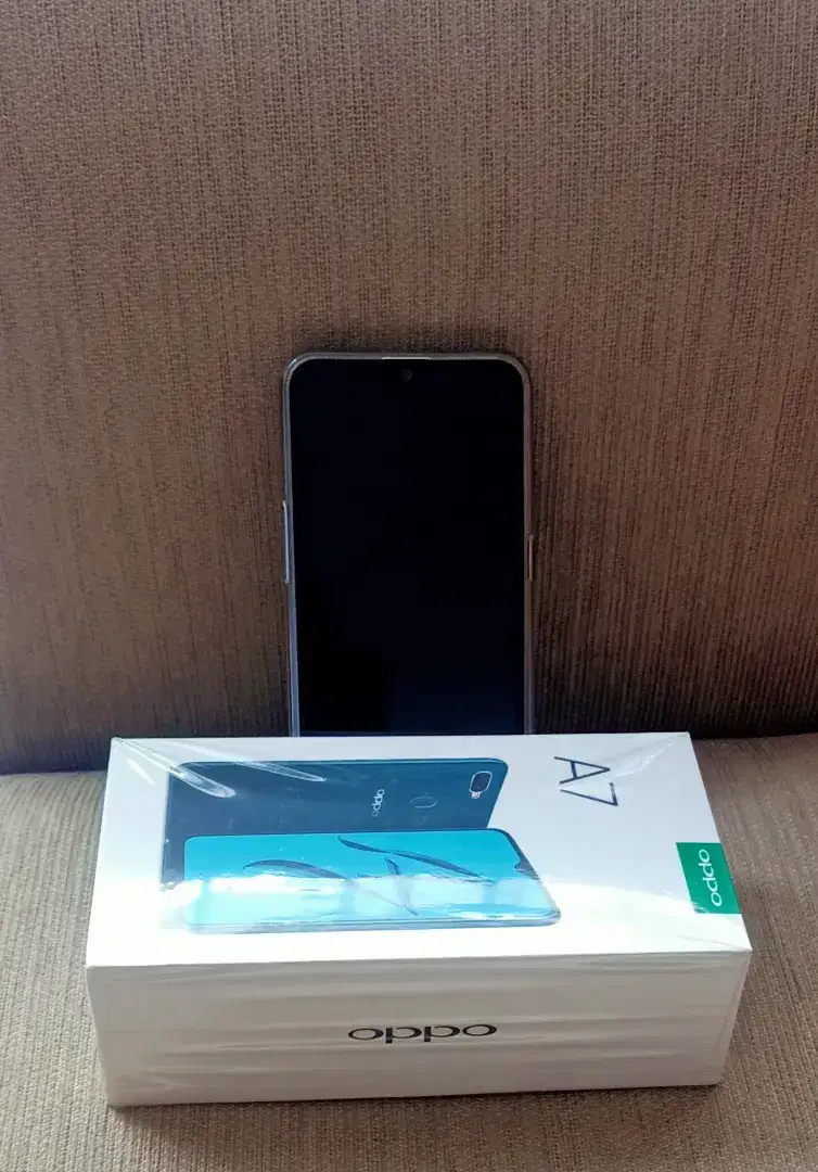 Oppo A7 Ram 4/64 lengkap box