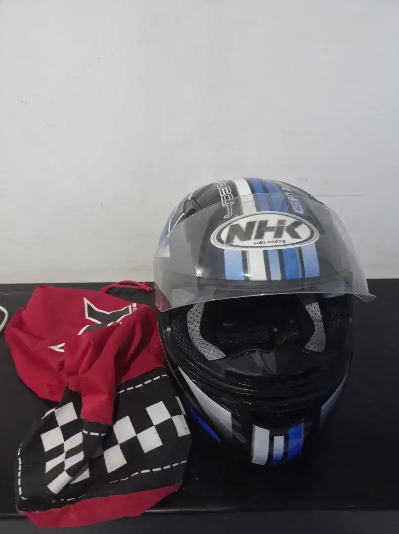 Helm Full face NHK GP tech