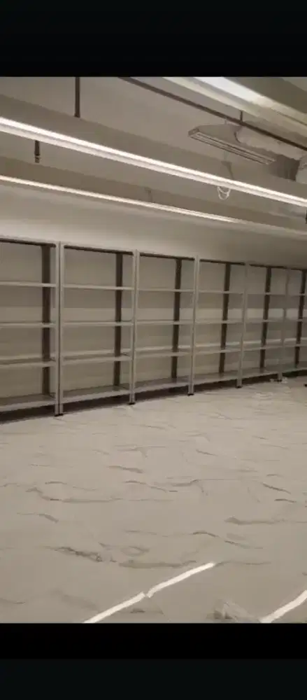 Rak gudang serbaguna