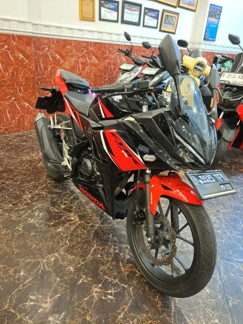 GRATIS DP HONDA CBR 150 ABS 2020 . BEST PRICE AKHIR TAHUN