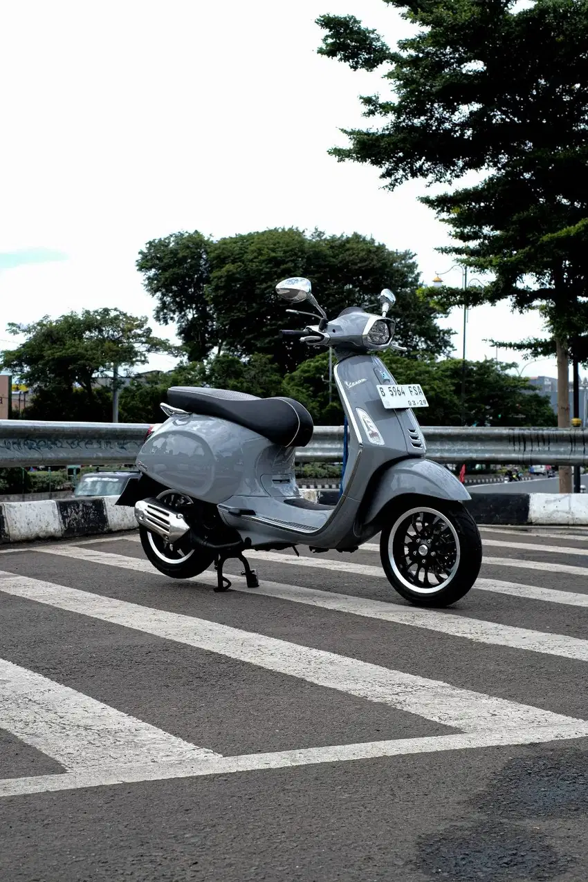 PIAGGIO VESPA METIC SPRINT 150 IGET FACELIFT 2023 ( TERMURAH )