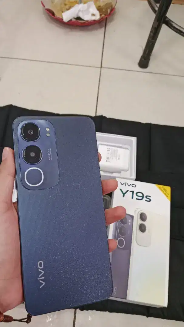 vivo y19s ram 4/64