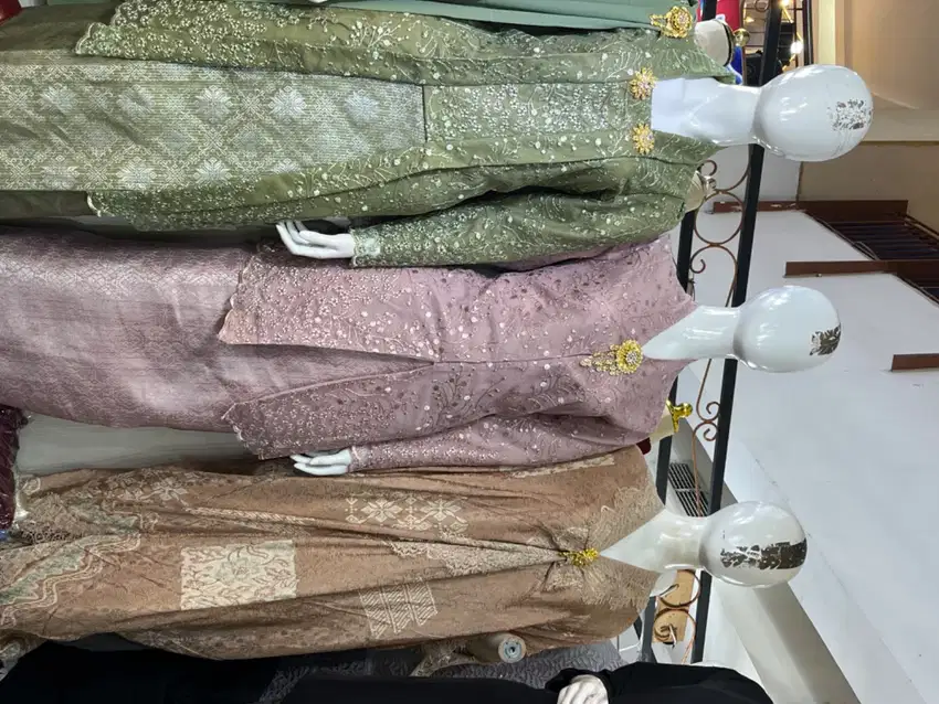 Kebaya Rose Gold