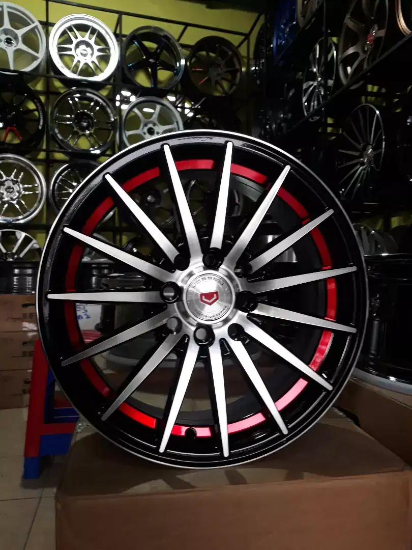 VELG VOSSEN R15 H4×100/114 BRIO,XENIA,AVANZA,AGYA,SIGRA,CALYA,YARIS