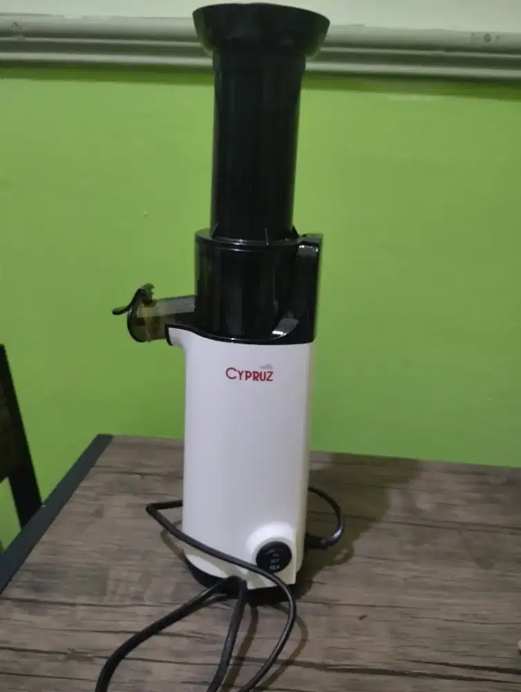 Juicer merk cypruz