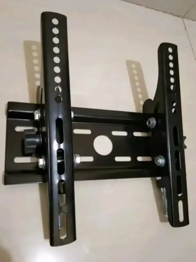 Pasang braket led tv