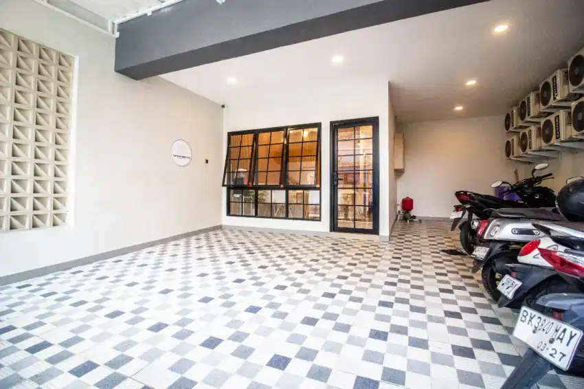 Rumah Kost Tomang, 26 kamar, tingkat hunian 100%, bisa KPR