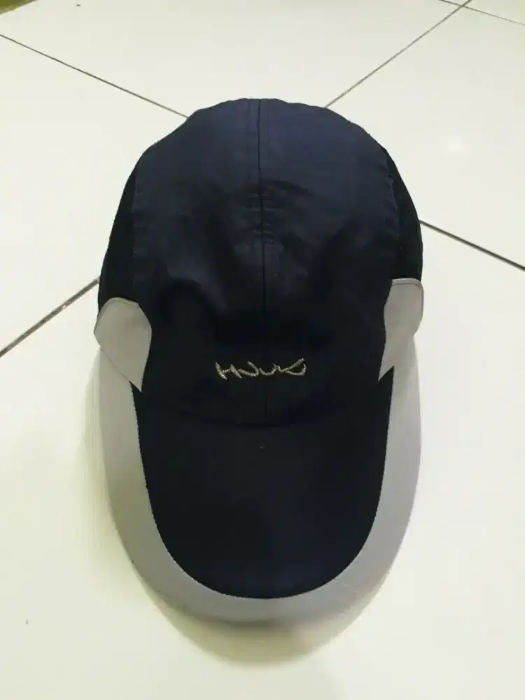 Topi olahraga impor siap pake minat ambil ke rumah