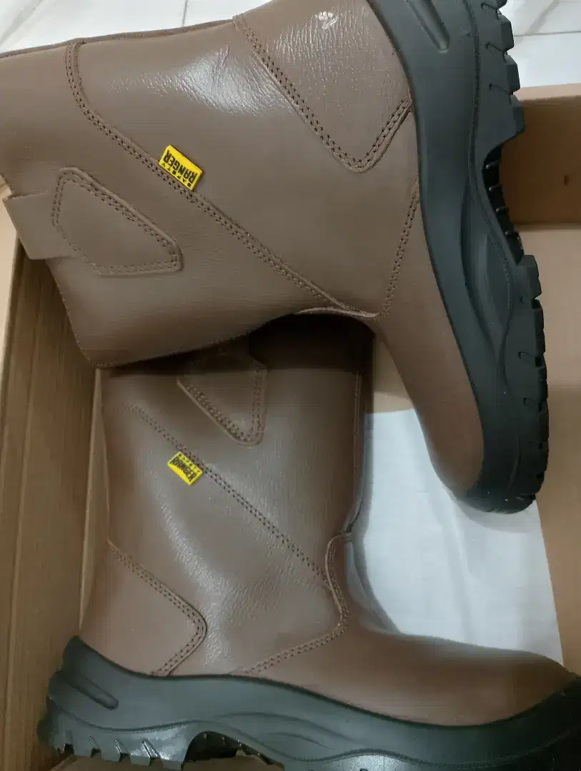 Sepatu Safety Merk RANGER Ukuran 43