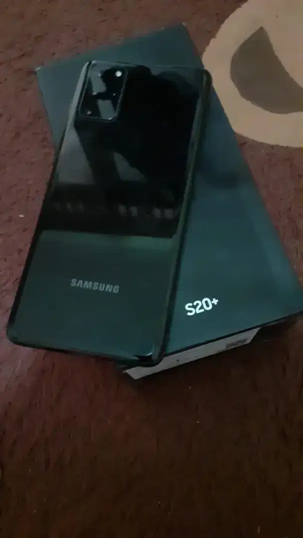 SAMSUNG S20 PLUS