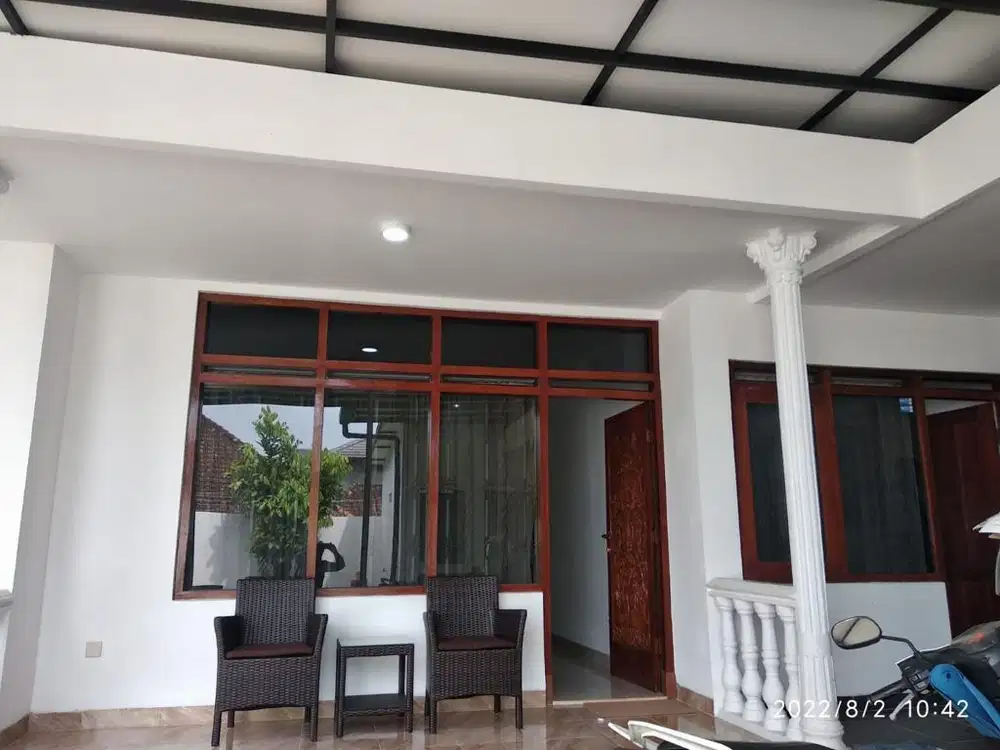 Jual rumah sudah renovasi plus perabot