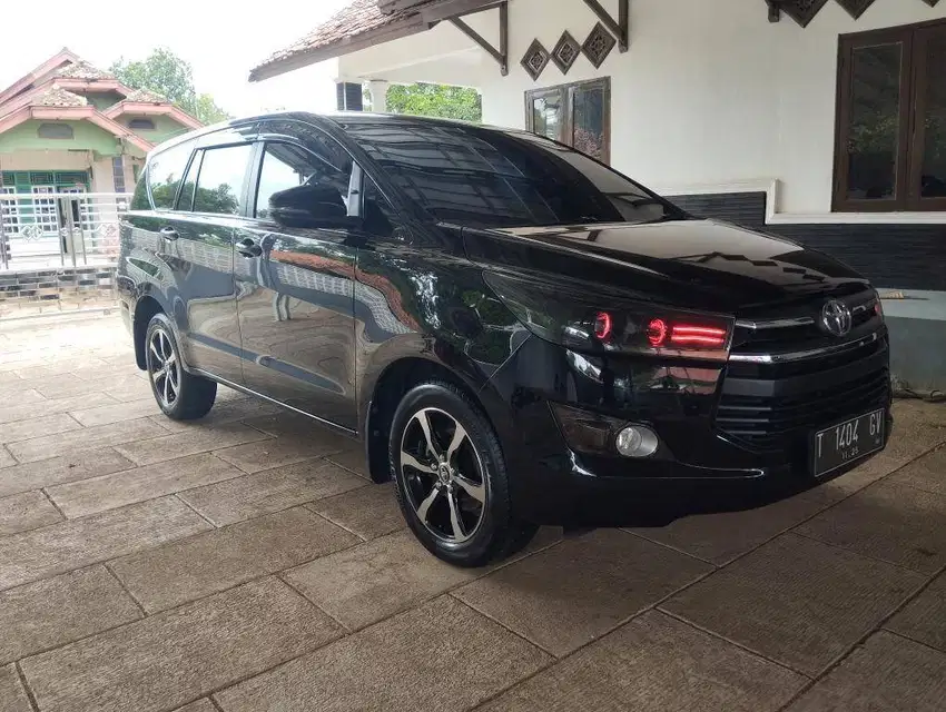 INNOVA G METIC DIESEL 2020 WARNA HITAM