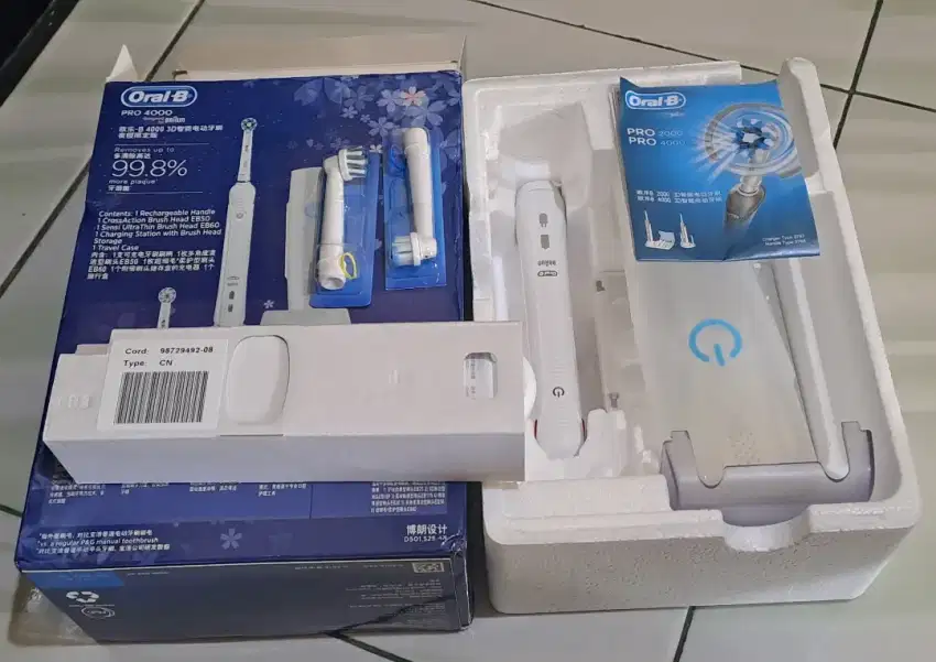 SIKAT GIGI ELECTRIC ORAL-B design by BRAUN