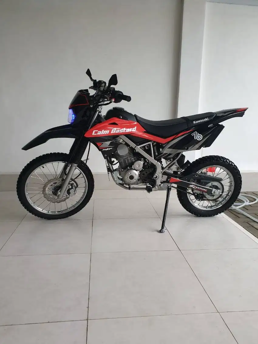 Kawasaki KLX 150 2022 Hitam