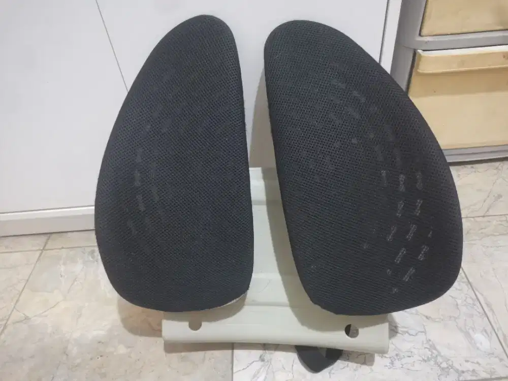 Sandaran Punggung Kursi Jok Mobil Penyangga Postur Tubuh Adjustable