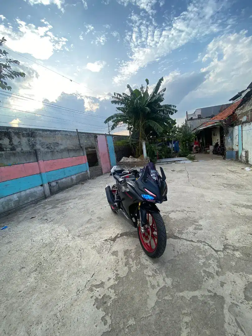 Jual  motor CBR 150