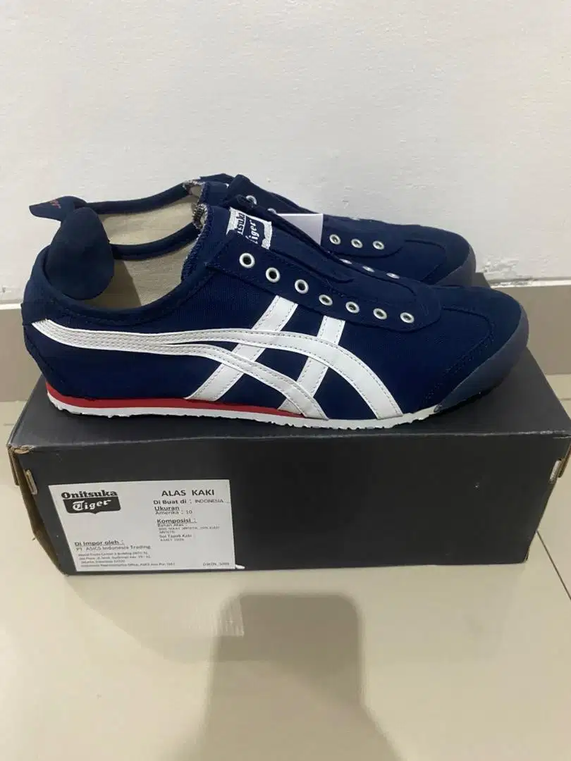 Sepatu Onitsuka Tiger Mexico 66 Navy/Off-white