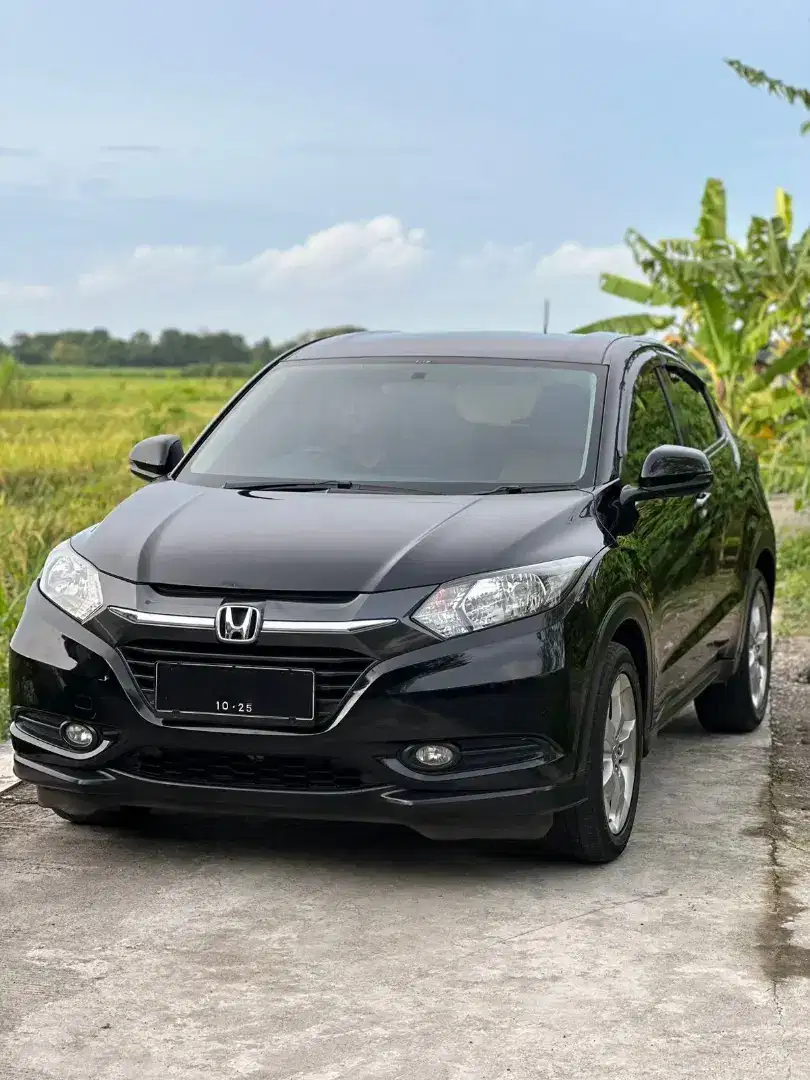 LOW KM HONDA HRV MATIC 2015