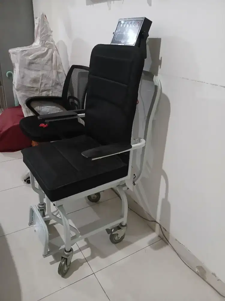 Timbangan kursi roda rumah sakit