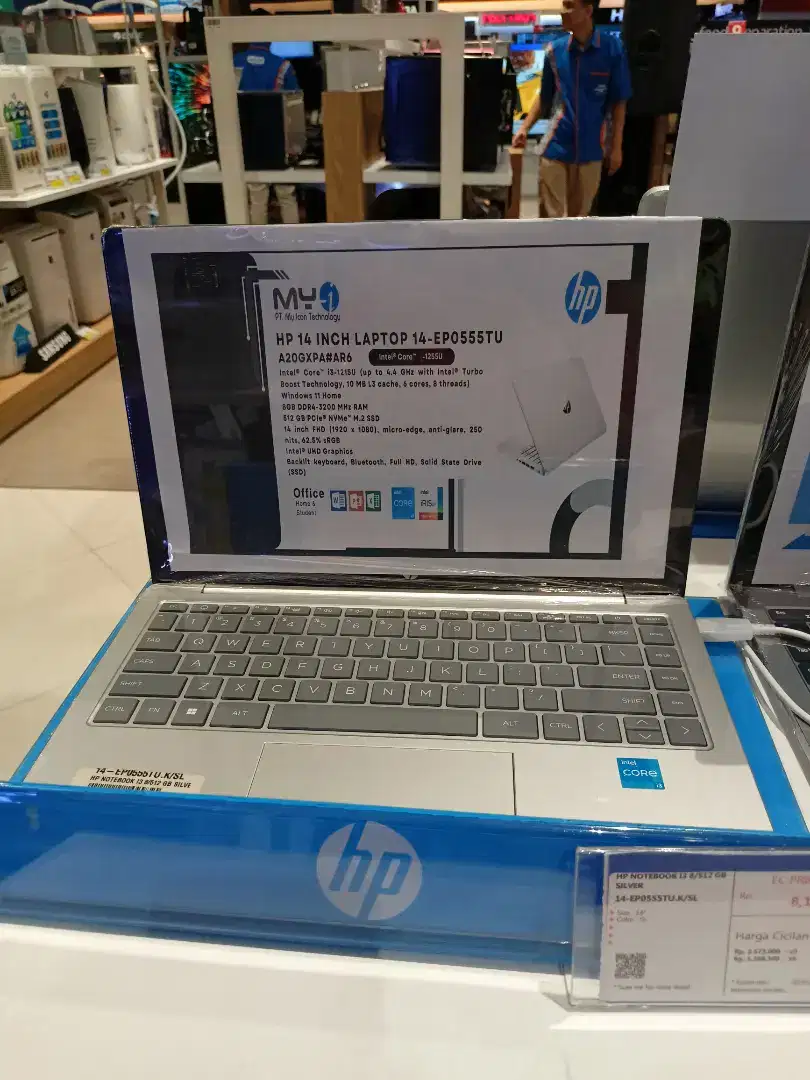 HP Notebook 13 8/512gb