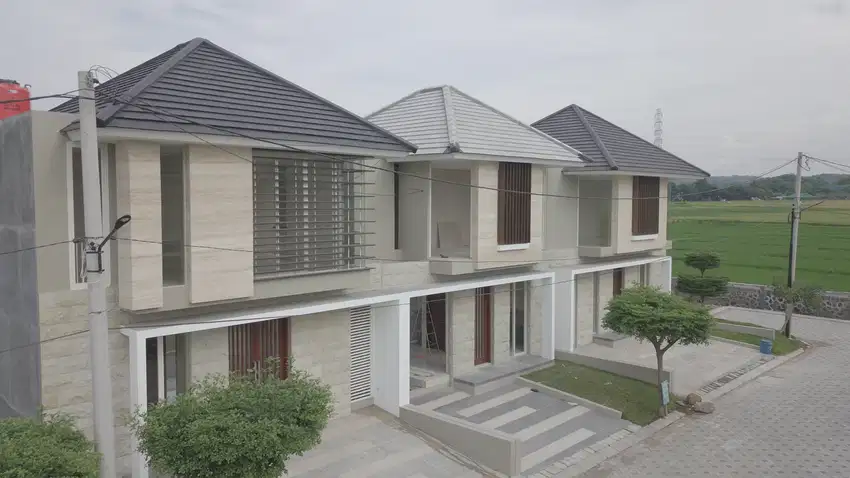 Rumah Modern di Cirebon, Fasilitas Kolam Renang, Harga Terbaik