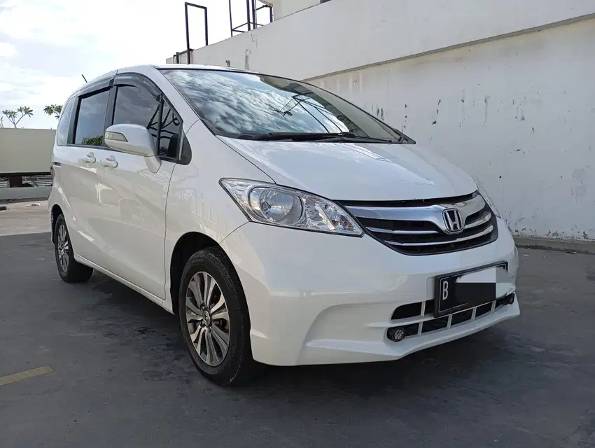 Honda Freed Sd At 2013